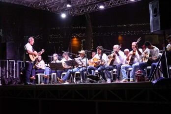 Orquestra de Violas confirma talentos de músicos de Umuarama e região