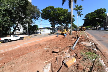 Obras na Parigot de Souza não interrompem o trânsito e devem ficar prontas em uma semana